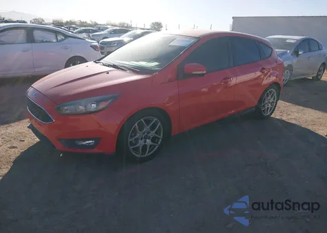 2015 Ford Focus Se z USA, uszkodzony, nr VIN 1FADP3K28FL326512